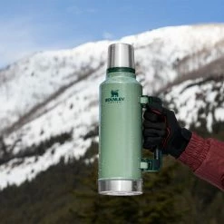 Stanley Classic Legendary Bottle 2.5qt -Astral Shop Outlet Shop HAMGN D7 1